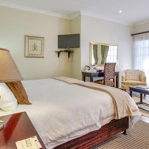 Deluxe Double Room Patio